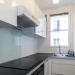 Elegant Area And Center Of Paris