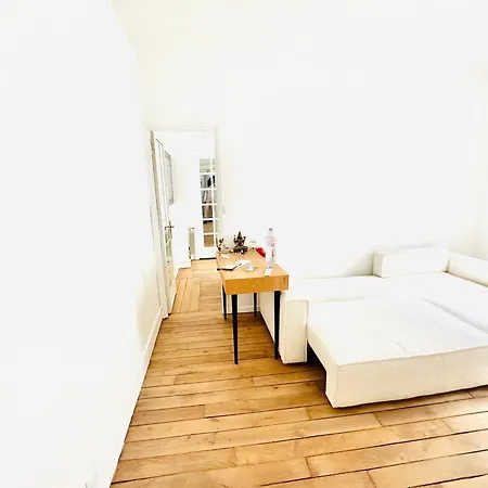 Whole To Rent - Not Shared * Paris